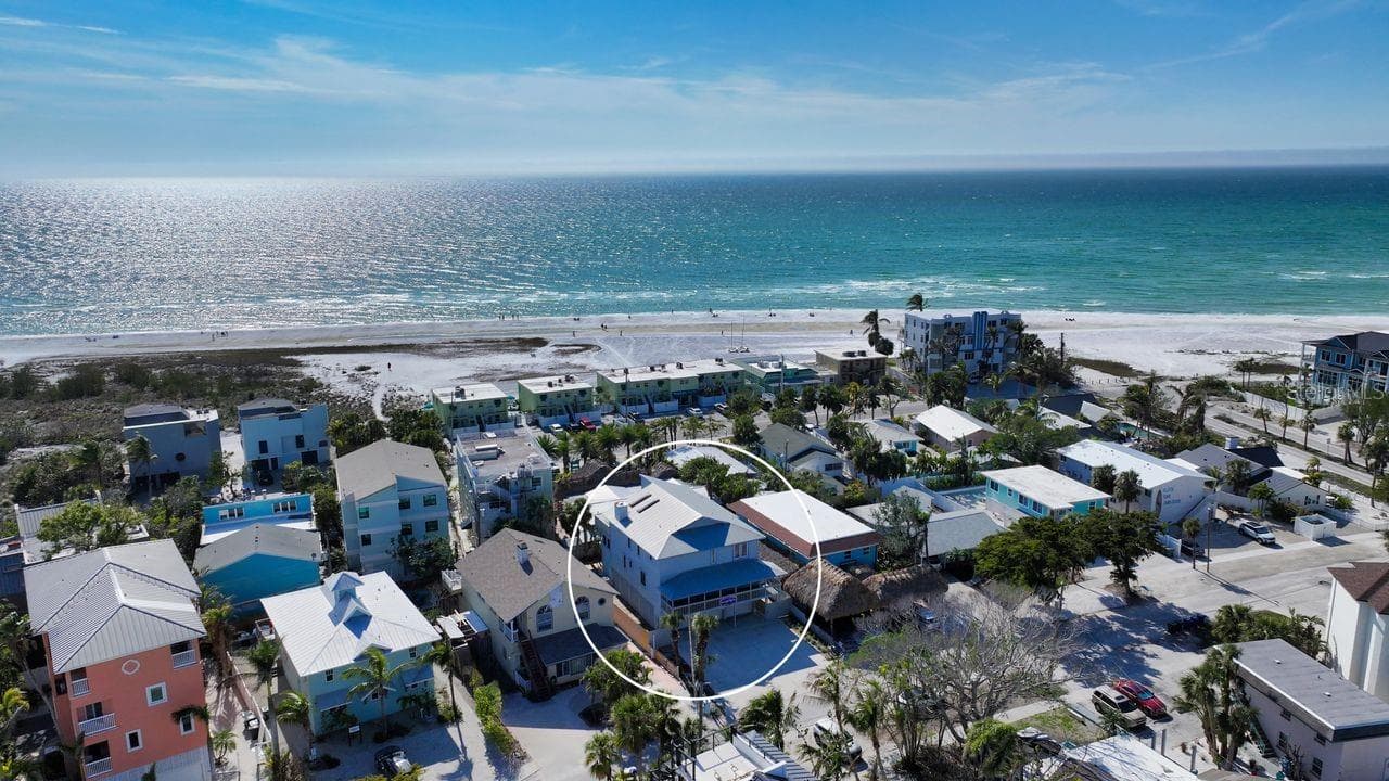 Duplex at 126 AVENIDA VENECCIA, SARASOTA, photo 58 of 67