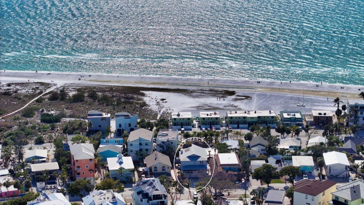 Duplex at 126 AVENIDA VENECCIA, SARASOTA, photo 59 of 67