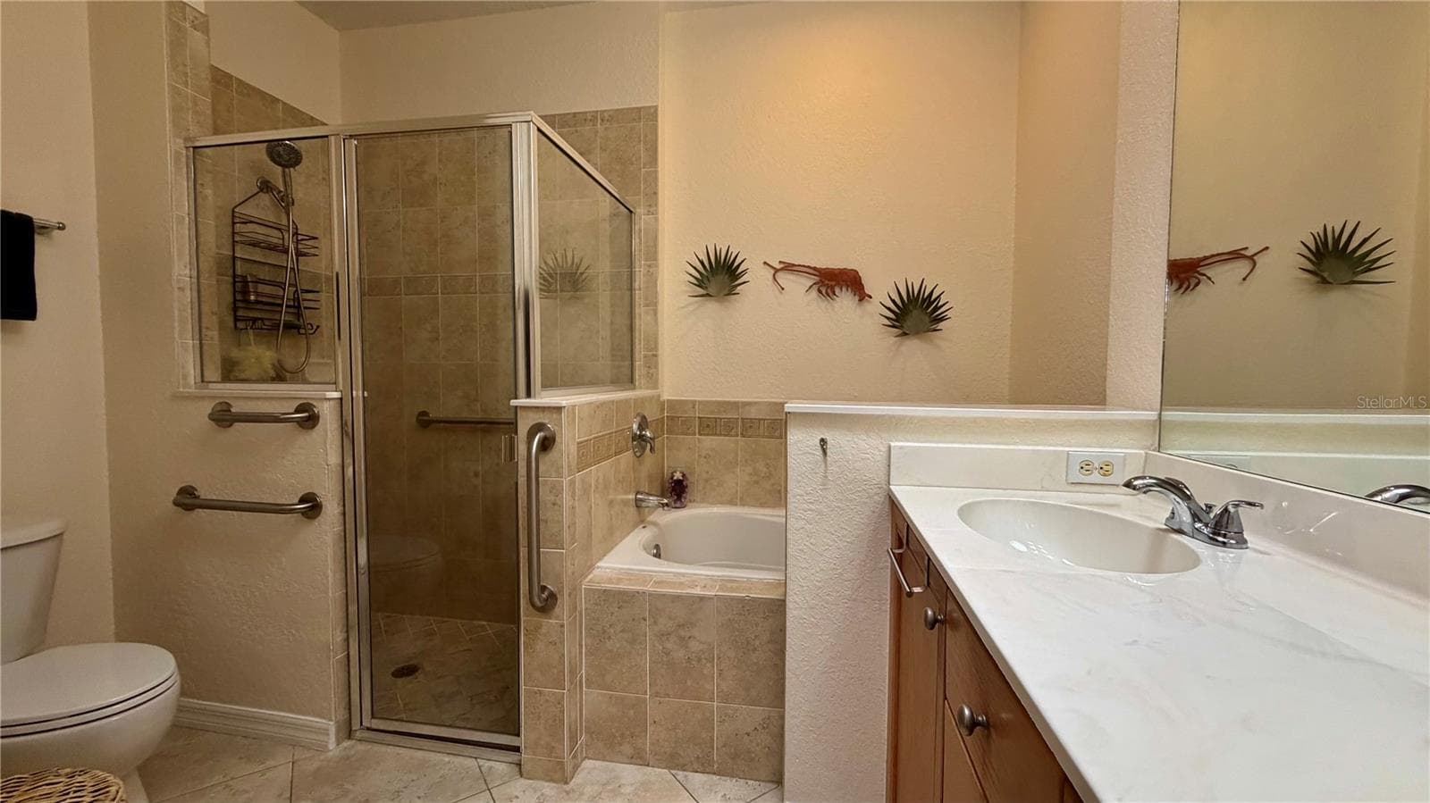 Villa at 433 N TANGERINE SW, VERO BEACH, photo 23 of 33