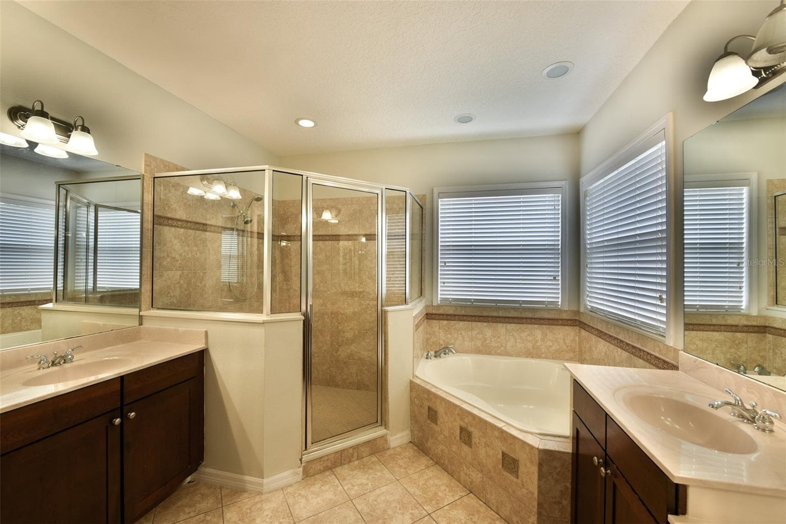 Single Family Residence at 3341 LAKE JEAN DR, ORLANDO, photo 21 of 64