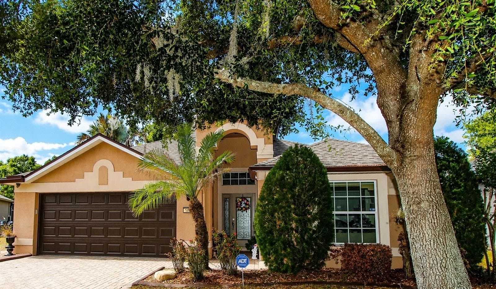 516 LAGO LOOP