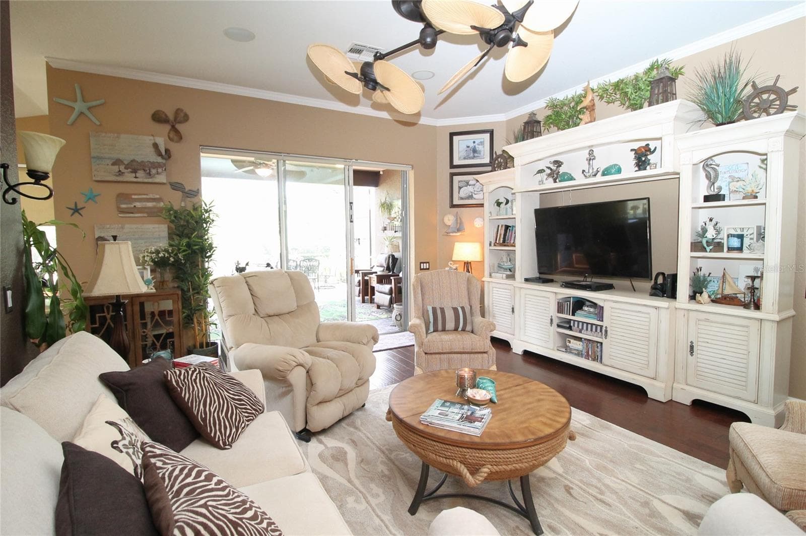 Single Family Residence at 516 LAGO LOOP, DAVENPORT, photo 5 of 51