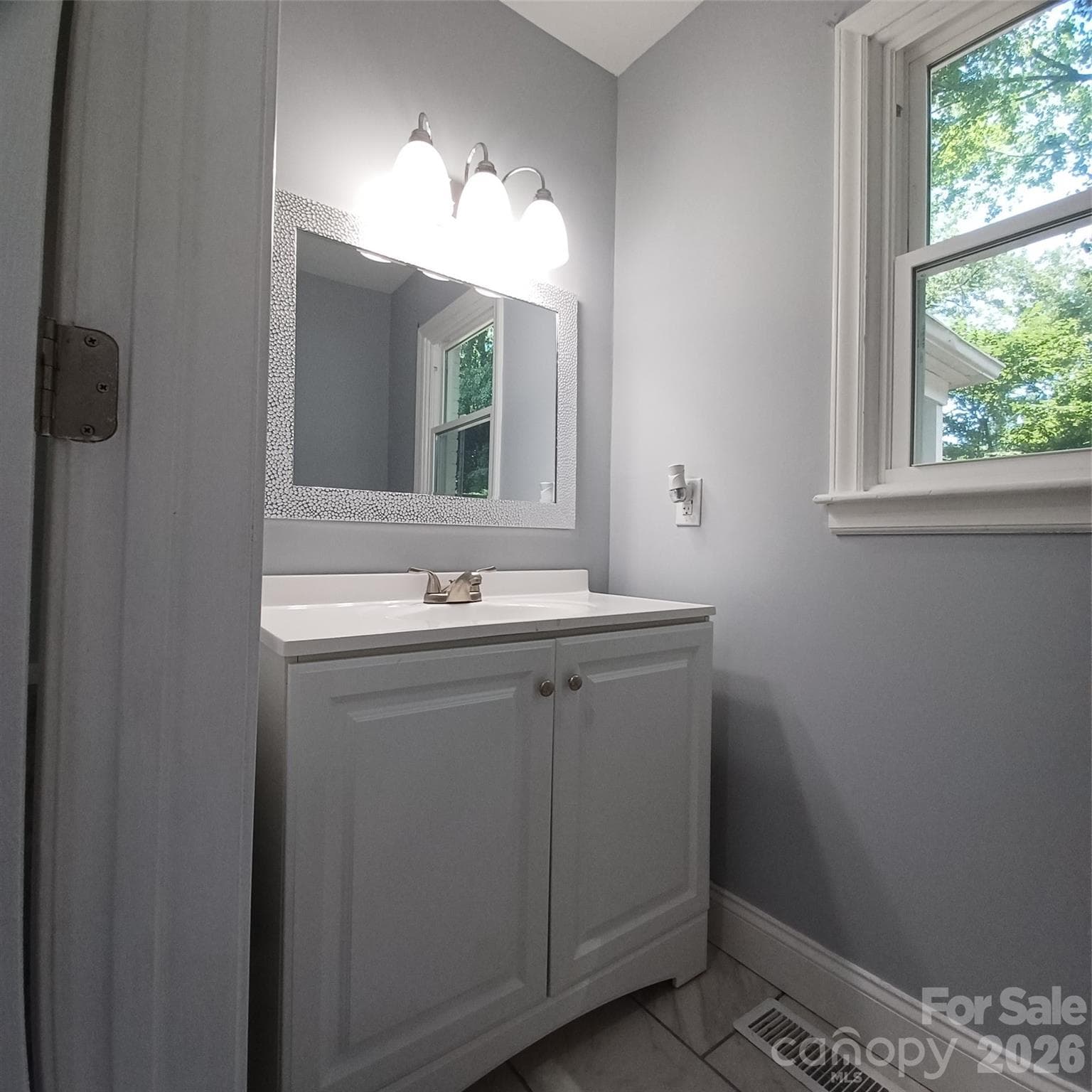 Single Family Residence at 5717 Ruth Drive, Charlotte, photo 23 of 28