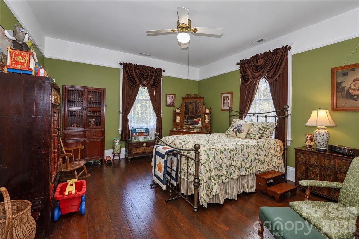 Upstairs Bedroom - 403 W Front Street, Statesville