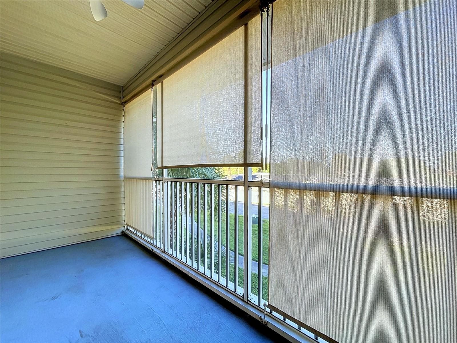 Condominium at 8350 SAVANNAH TRACE CIR #102, TAMPA, photo 45 of 105