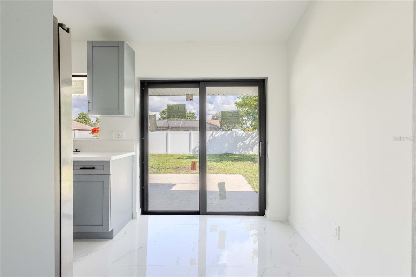 Single Family Residence at 1038 RIDGEWAY DR, NORTH FORT MYERS, photo 5 of 21