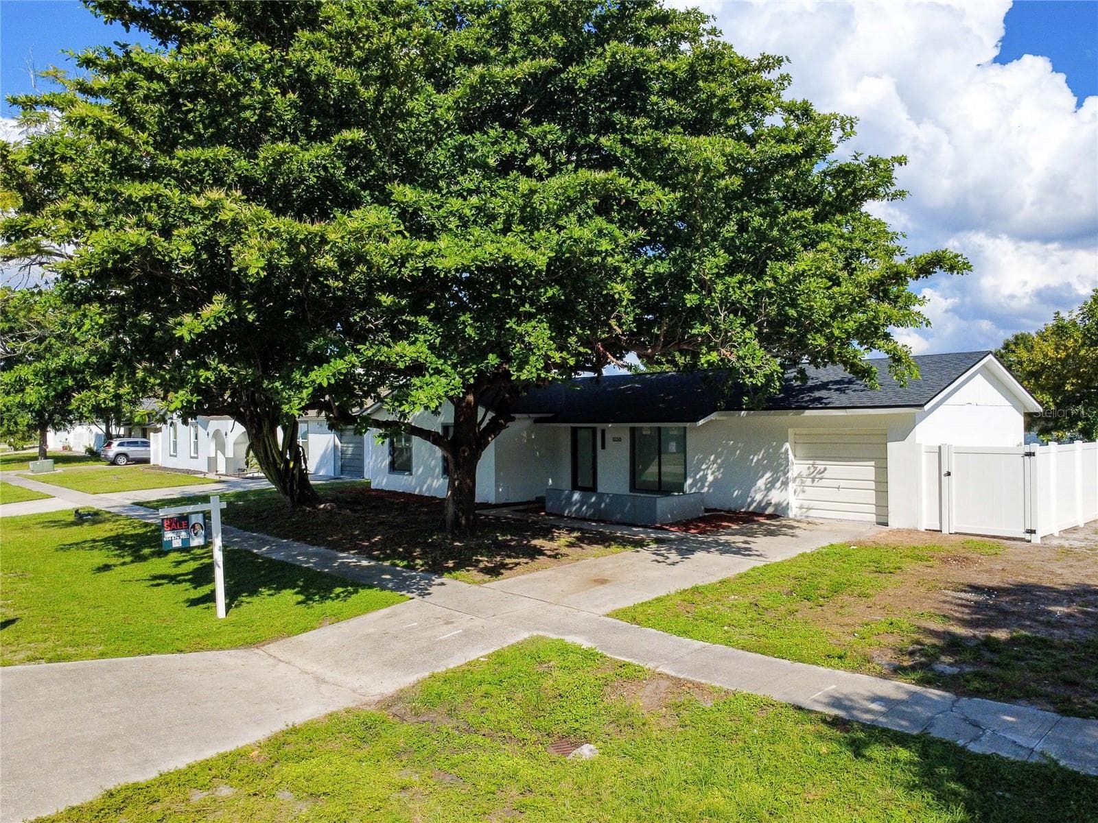 Single Family Residence at 1038 RIDGEWAY DR, NORTH FORT MYERS, photo 17 of 21