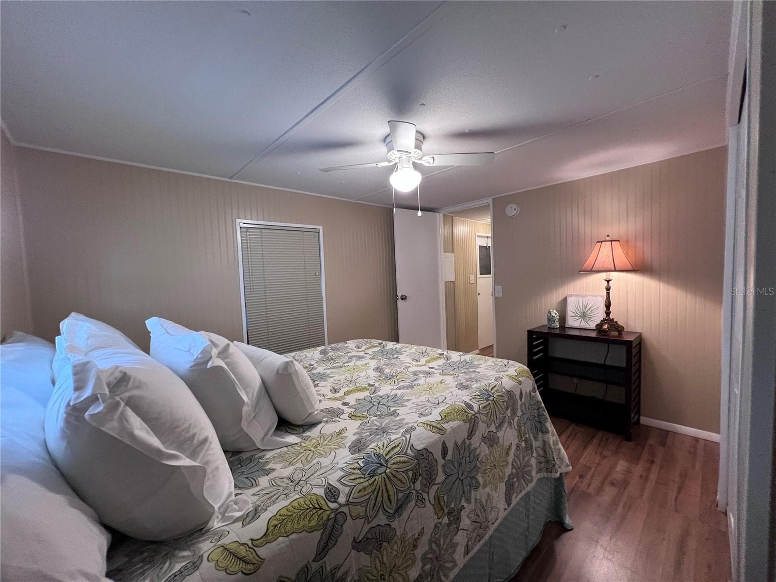 Manufactured Home at 39518 STERLING DR, ZEPHYRHILLS, photo 19 of 27