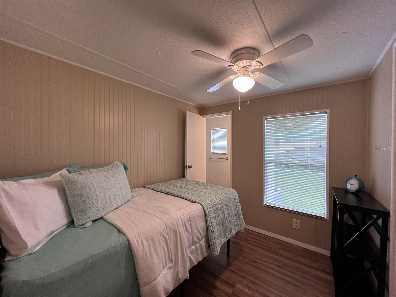 Manufactured Home at 39518 STERLING DR, ZEPHYRHILLS, photo 20 of 27