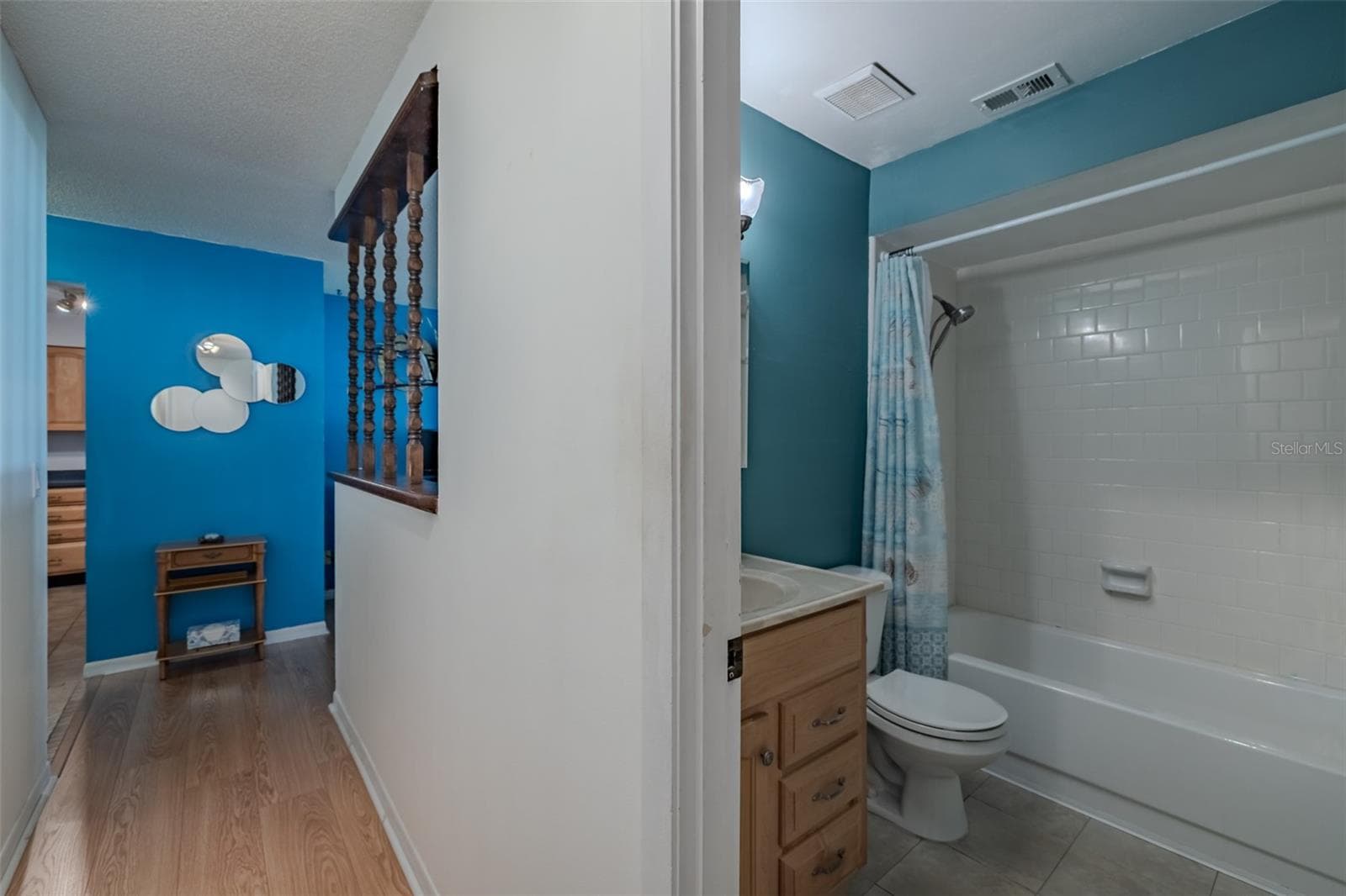Single Family Residence at 3302 KING RICHARD, SEFFNER, photo 25 of 49