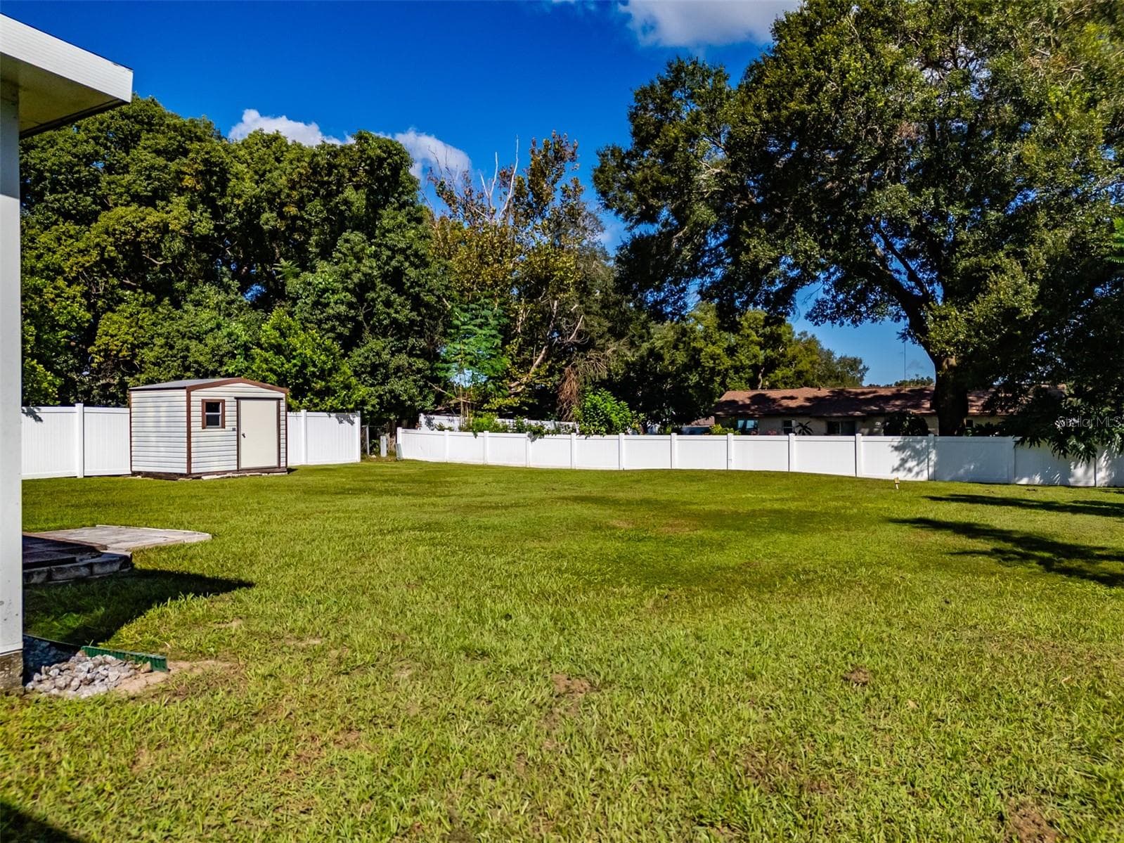 Single Family Residence at 3302 KING RICHARD, SEFFNER, photo 35 of 49