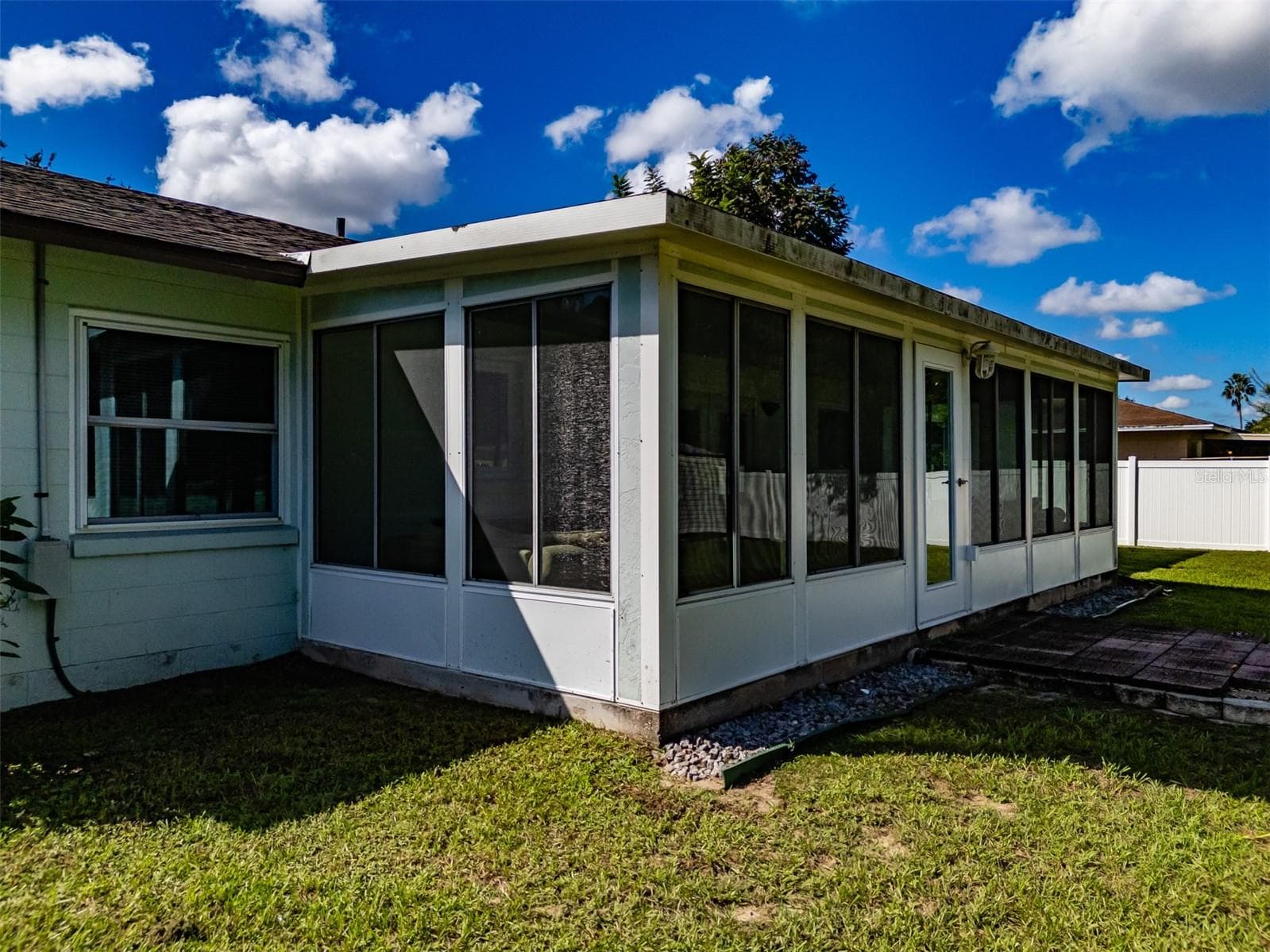 Single Family Residence at 3302 KING RICHARD, SEFFNER, photo 36 of 49