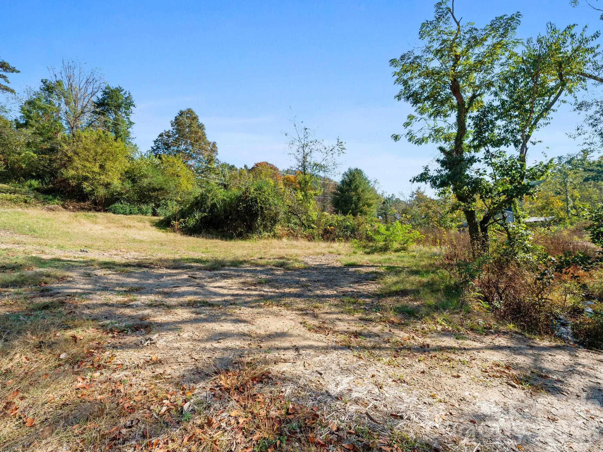 Single Family Residence at 239 Baird Cove Road, Asheville, photo 23 of 26