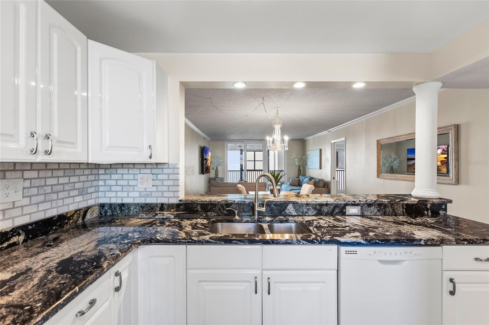Kitchen - 14900 GULF BLVD #204, MADEIRA BEACH