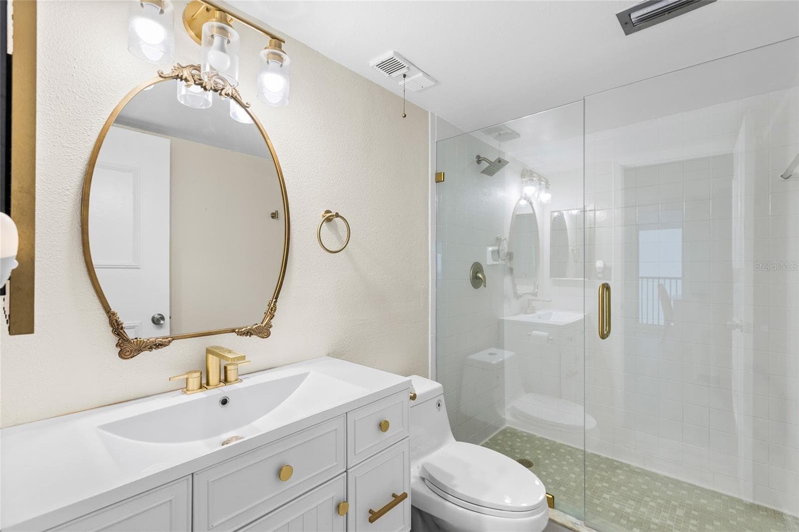 Primary Bathroom - 14900 GULF BLVD #204, MADEIRA BEACH
