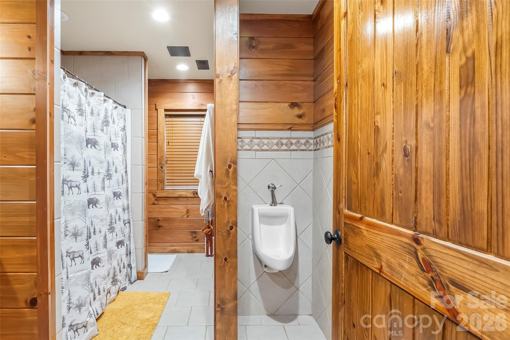 Basement full bath - 410 Timberland Drive, Marion