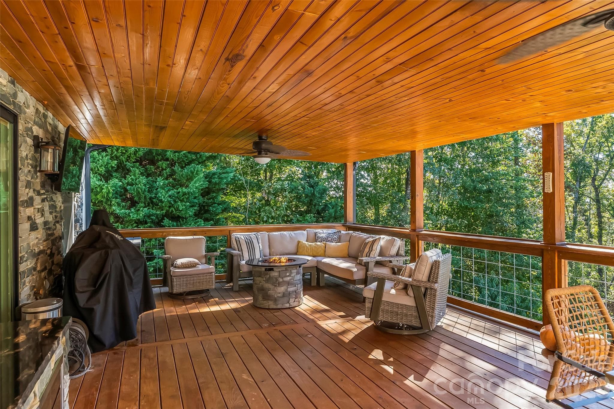 Single Family Residence at 410 Timberland Drive, Marion, photo 31 of 46