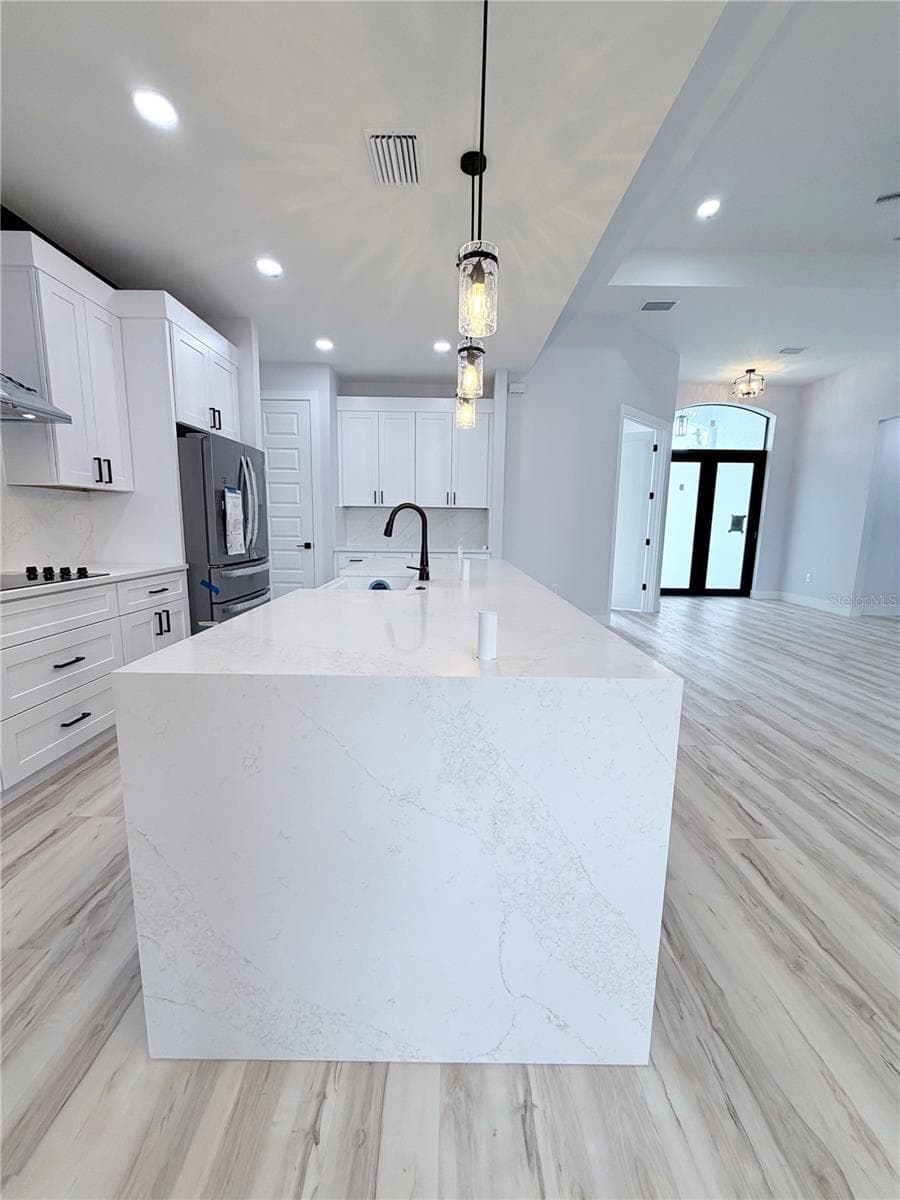 Waterfall Island View - 2675 YACOLT AVE, NORTH PORT