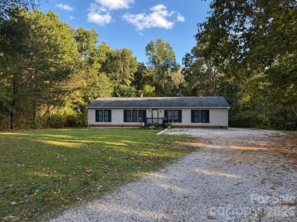 5821 Hidden Oaks Lane