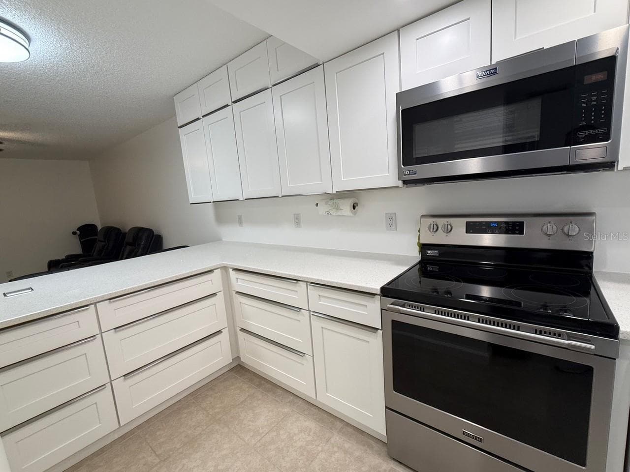 UPDATED to PERFECTION - 215 VALENCIA BLVD #107, BELLEAIR BLUFFS