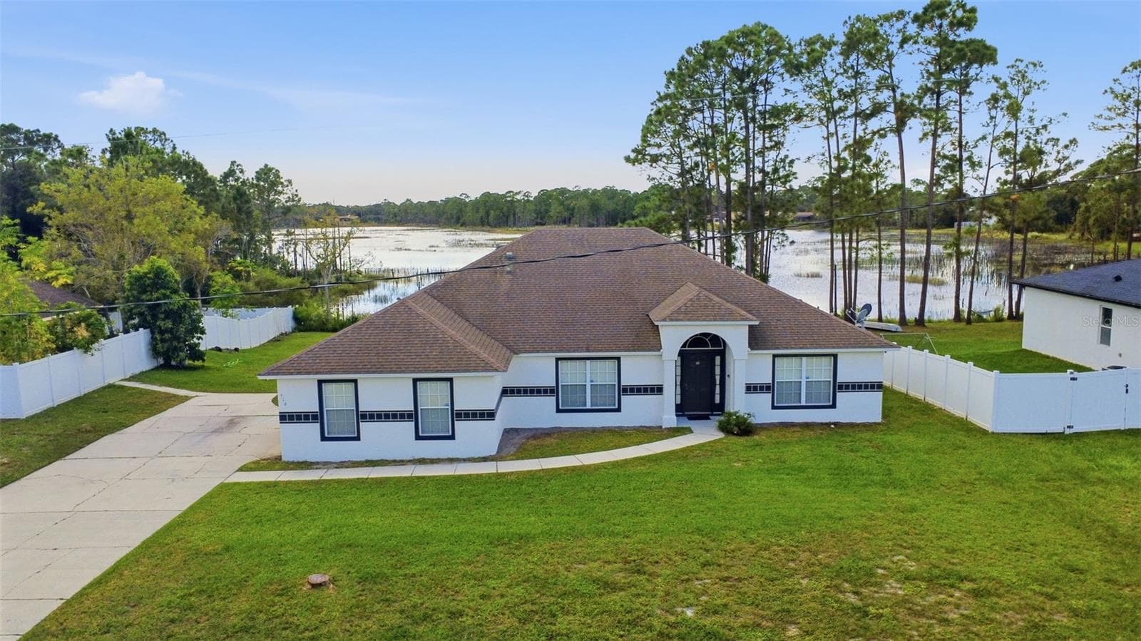 Single Family Residence at 516 GLEN HAVEN DR, DELTONA, photo 5 of 58