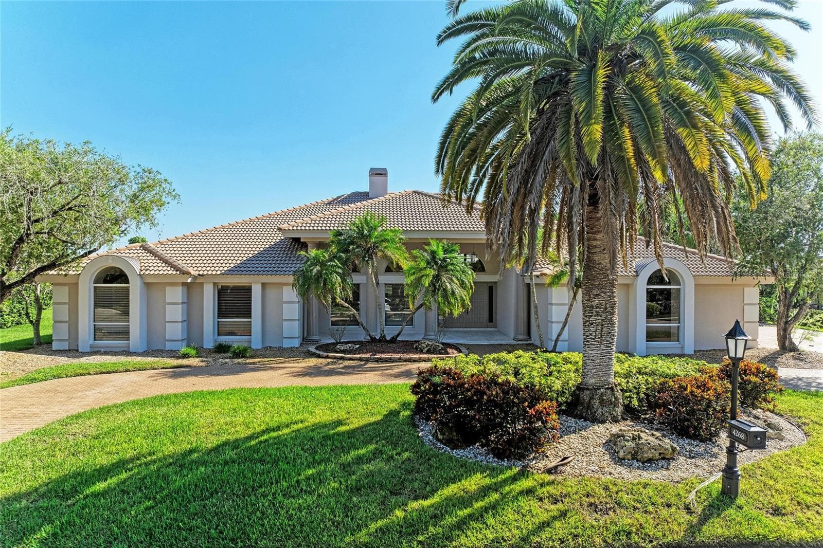 Single Family Residence at 4268 LAS PALMAS WAY, SARASOTA, photo 6 of 104