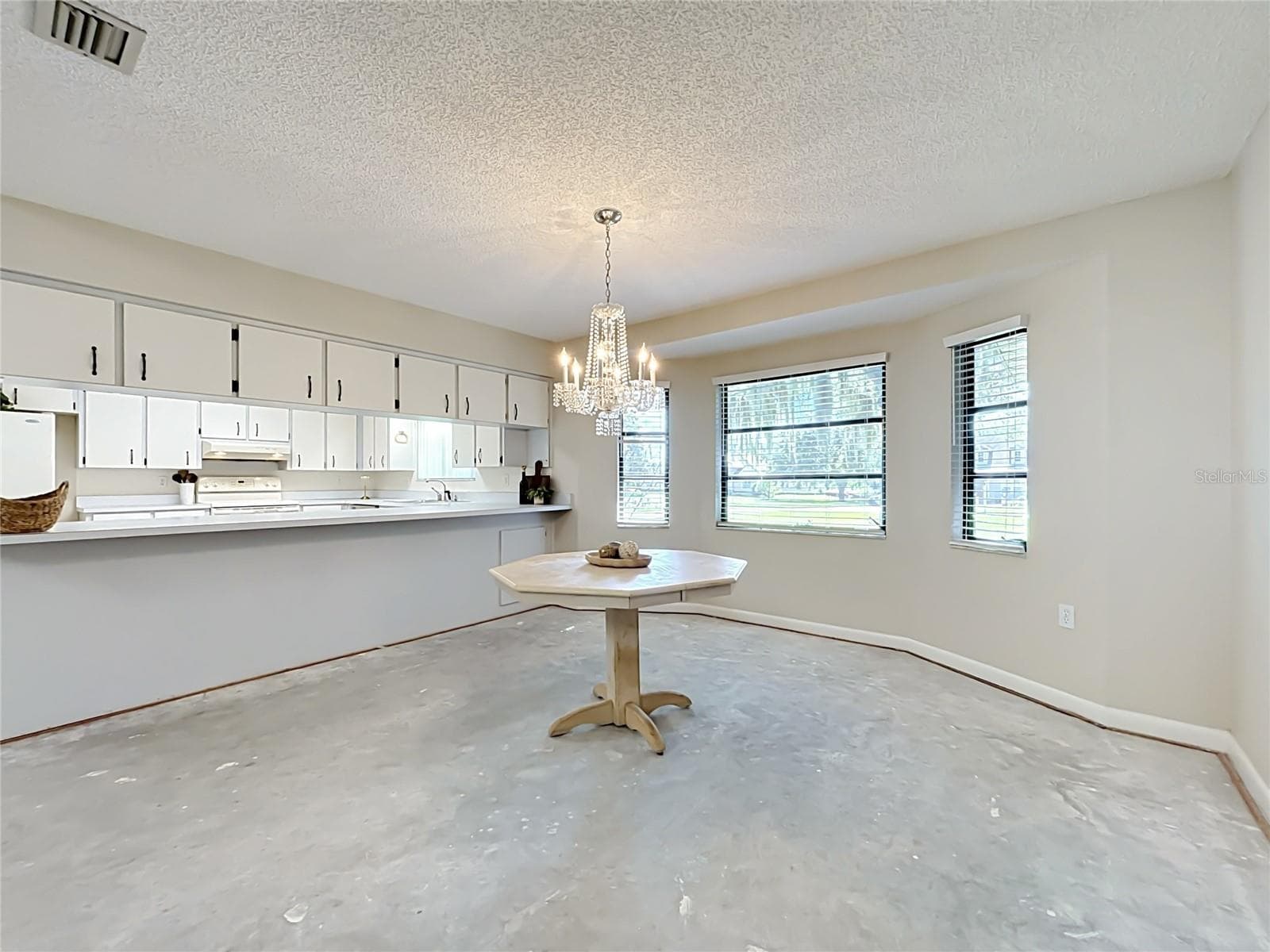 Single Family Residence at 6720 LAKELAND HIGHLANDS RD, LAKELAND, photo 14 of 80