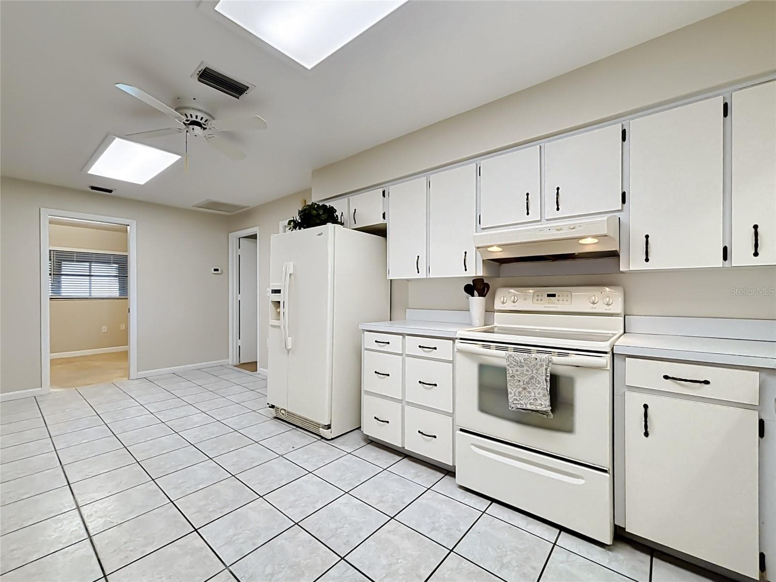 Single Family Residence at 6720 LAKELAND HIGHLANDS RD, LAKELAND, photo 24 of 80