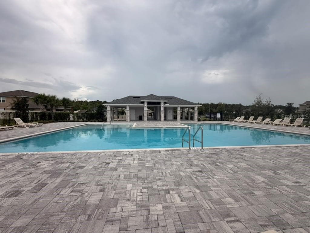 Community pool and cabana - 7672 BENT TREE LOOP, ST CLOUD