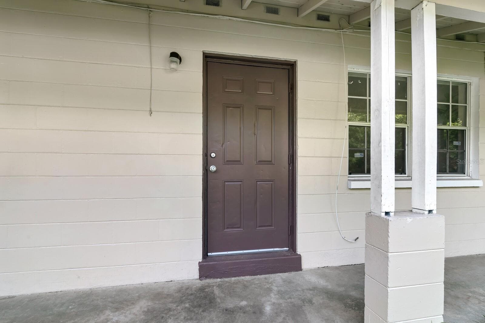 Single Family Residence at 10012 N 14TH ST, TAMPA, photo 3 of 22