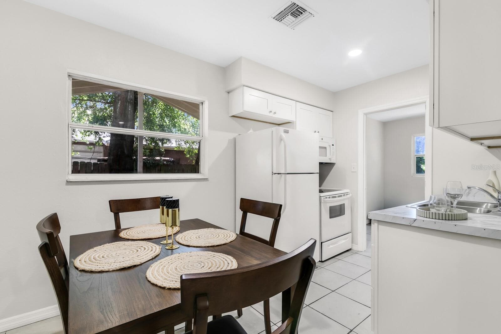 Single Family Residence at 10012 N 14TH ST, TAMPA, photo 9 of 22