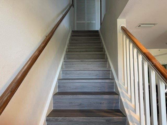 Townhouse at 466 BAHIA BEACH BLVD, RUSKIN, photo 10 of 25