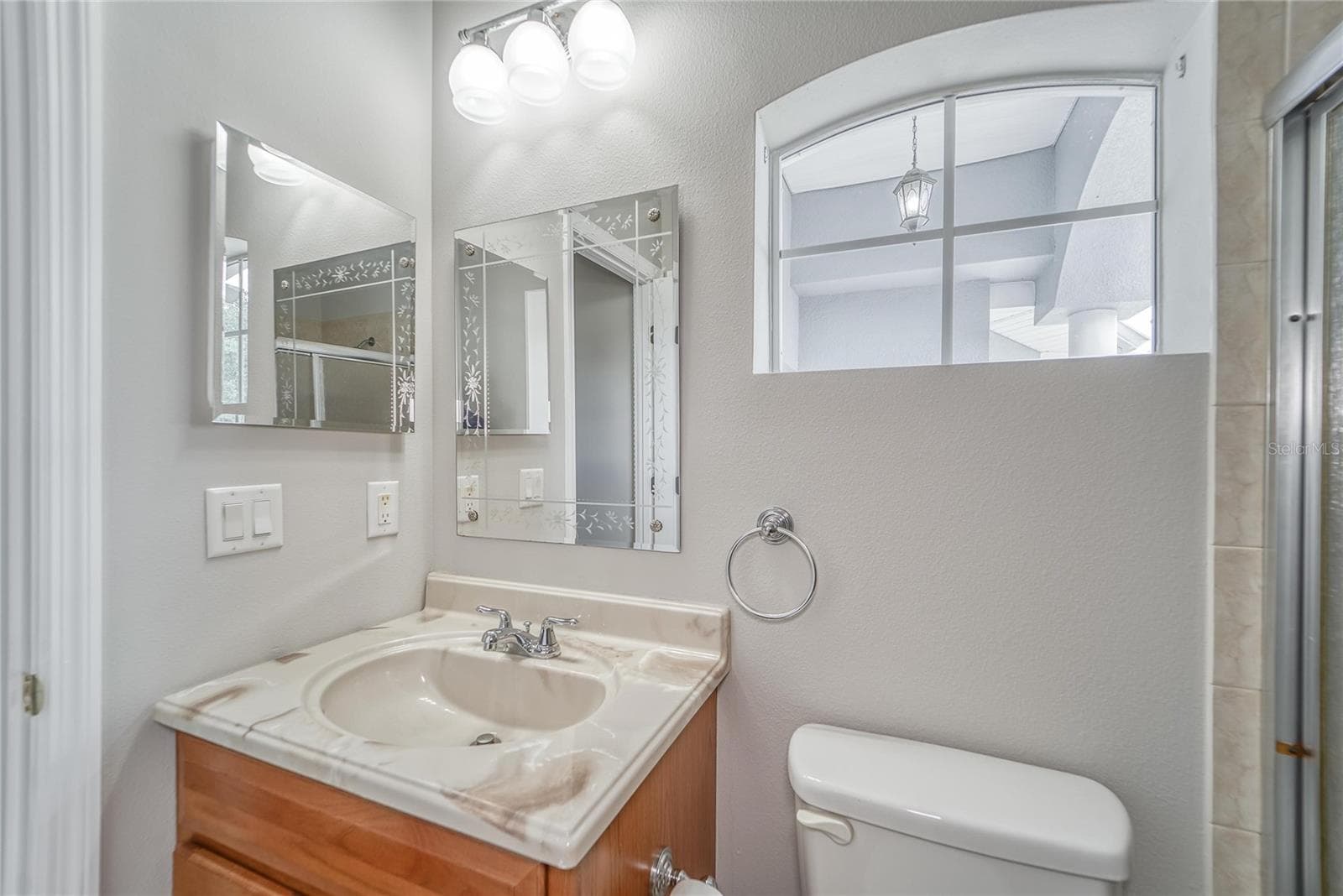 BATH #2 - MAIN - 416 ISLAND CAY WAY, APOLLO BEACH