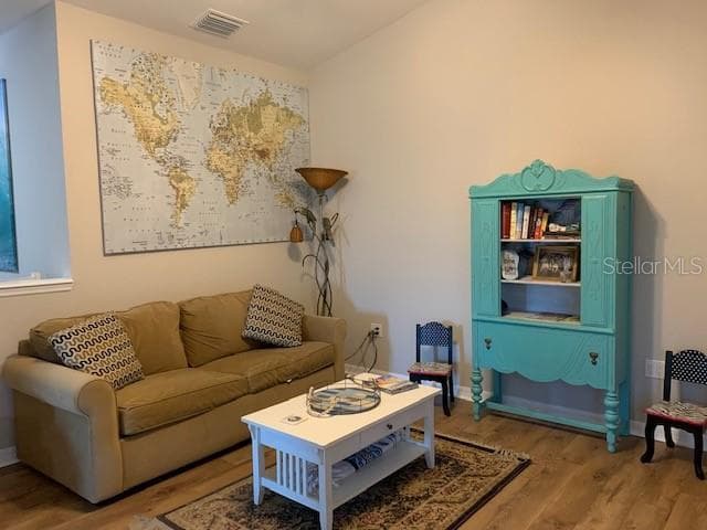 LIVING ROOM - SUITE - 416 ISLAND CAY WAY, APOLLO BEACH