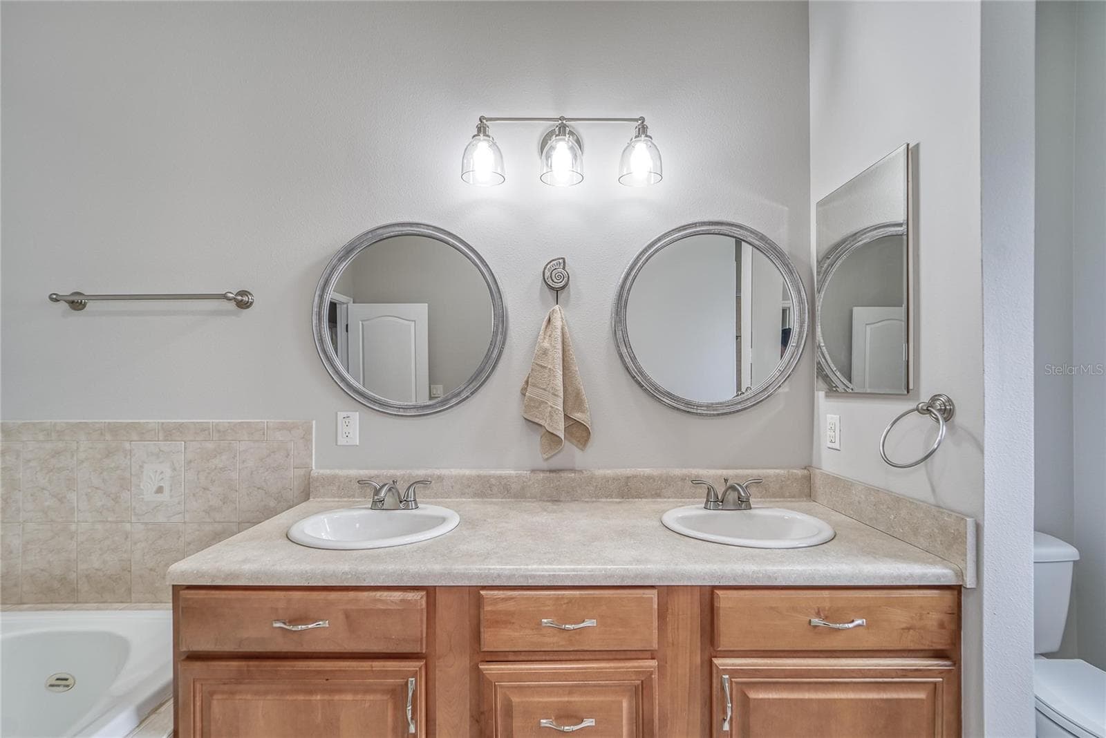 BATH #1 - SUITE - 416 ISLAND CAY WAY, APOLLO BEACH