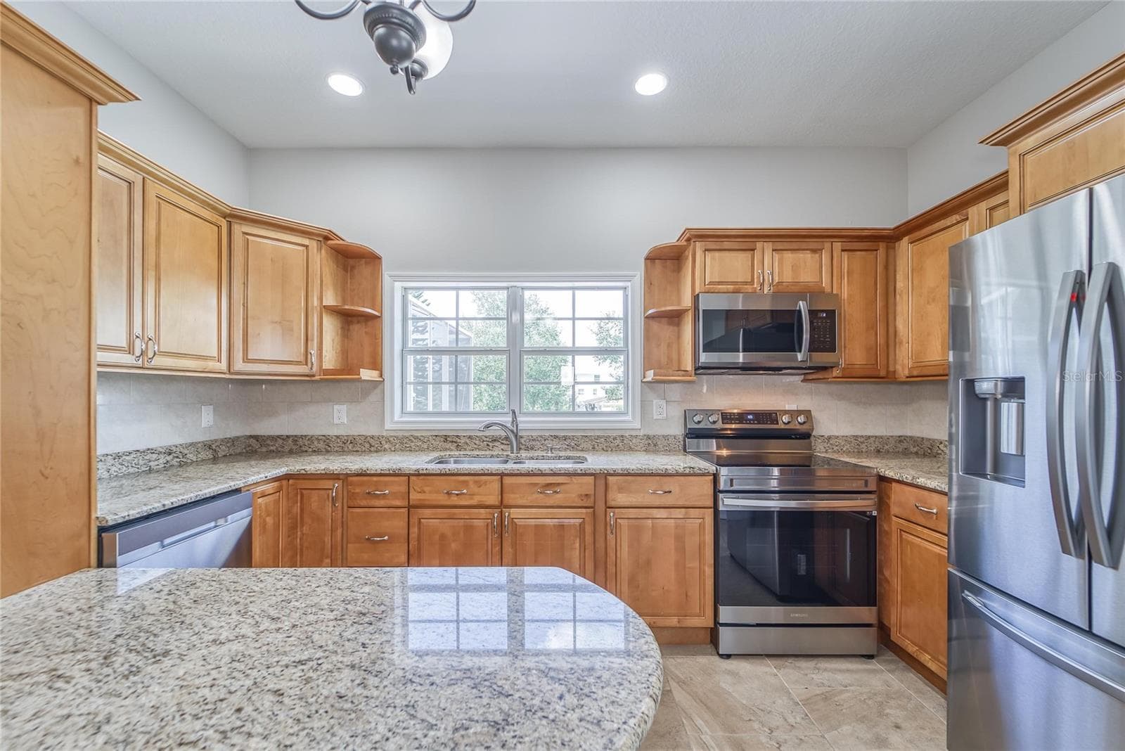 KITCHEN #2 - SUITE - 416 ISLAND CAY WAY, APOLLO BEACH