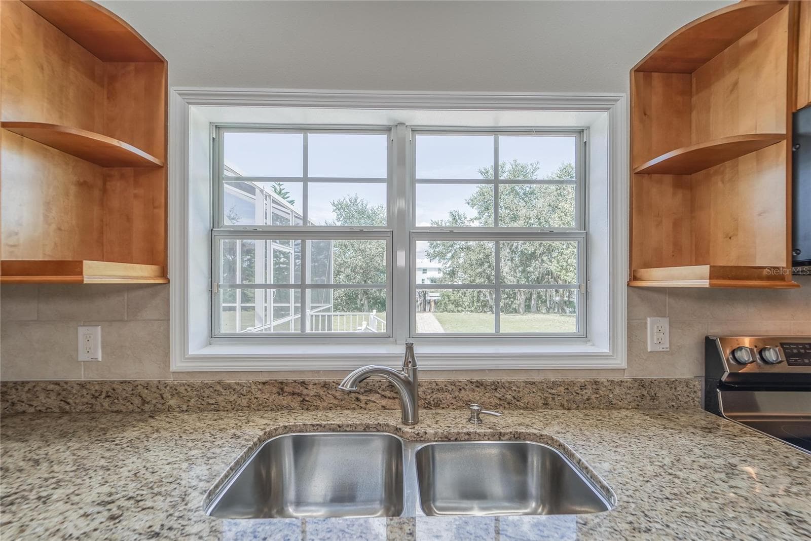 KITCHEN #2 - SUITE - 416 ISLAND CAY WAY, APOLLO BEACH