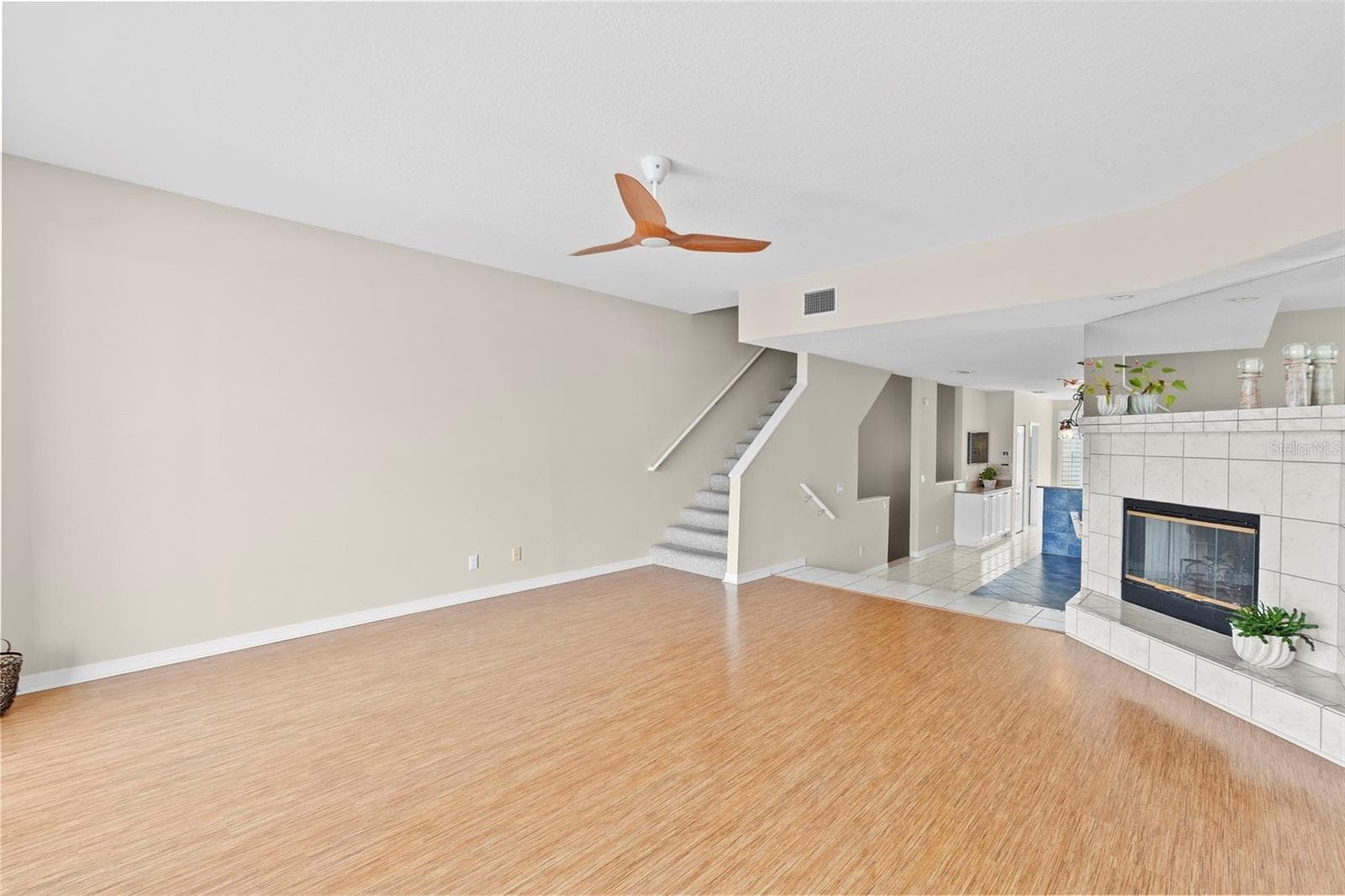 Townhouse at 1071 PINELLAS BAYWAY S, ST PETERSBURG, photo 27 of 123