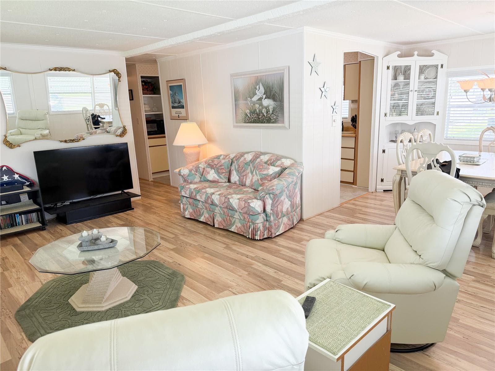 Mobile Home at 6708 NEIGHBORLY CT, NORTH PORT, photo 5 of 33