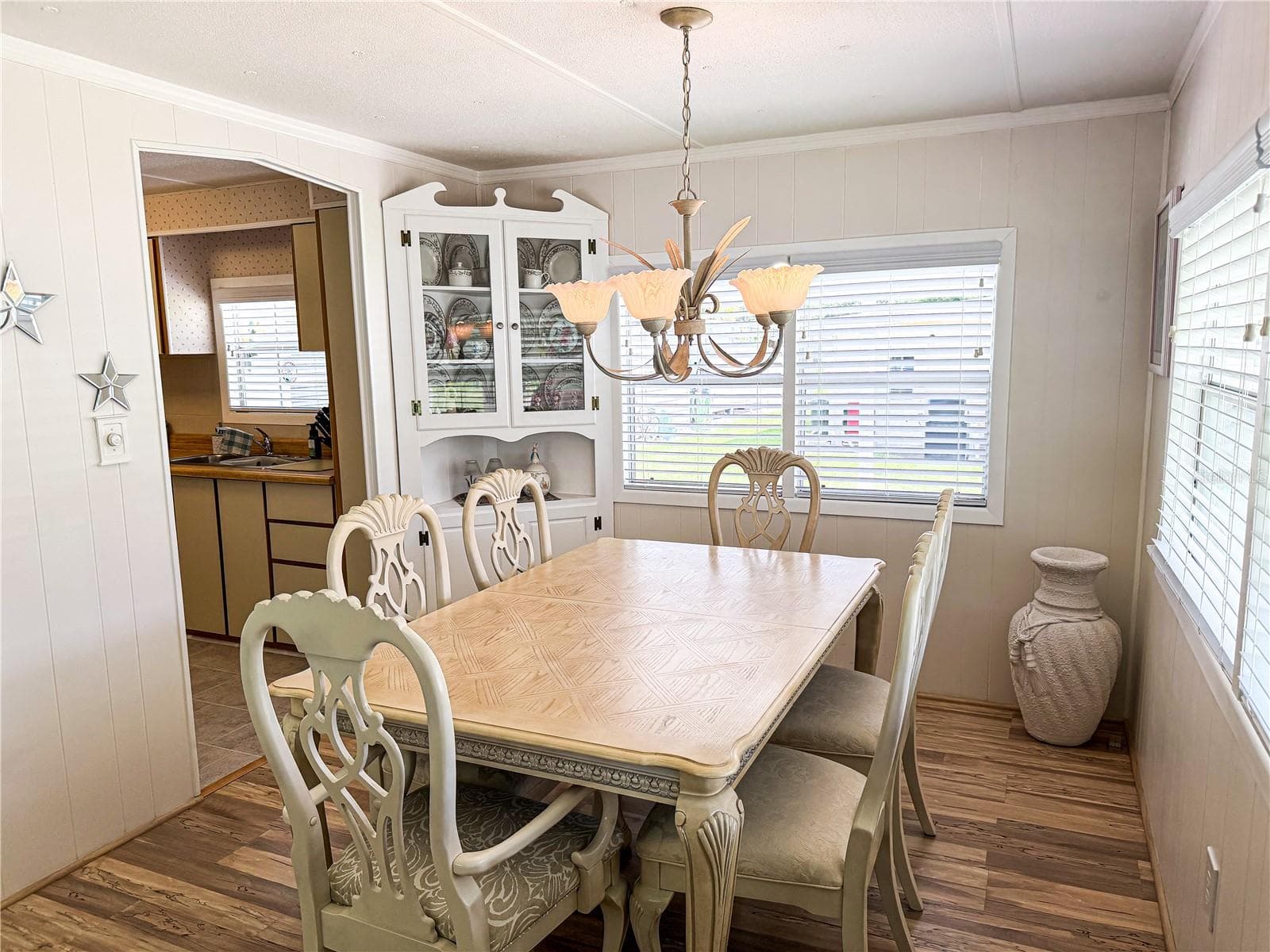 Mobile Home at 6708 NEIGHBORLY CT, NORTH PORT, photo 7 of 33