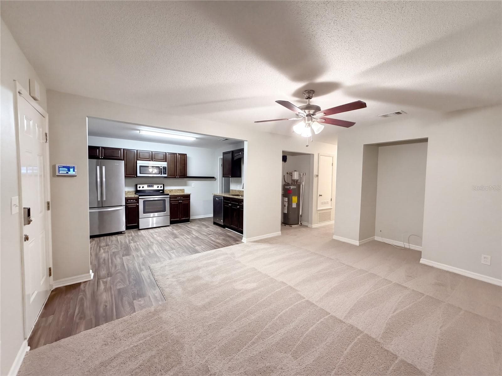 Single Family Residence at 400 HOLLY ST, SOUTH DAYTONA, photo 5 of 19