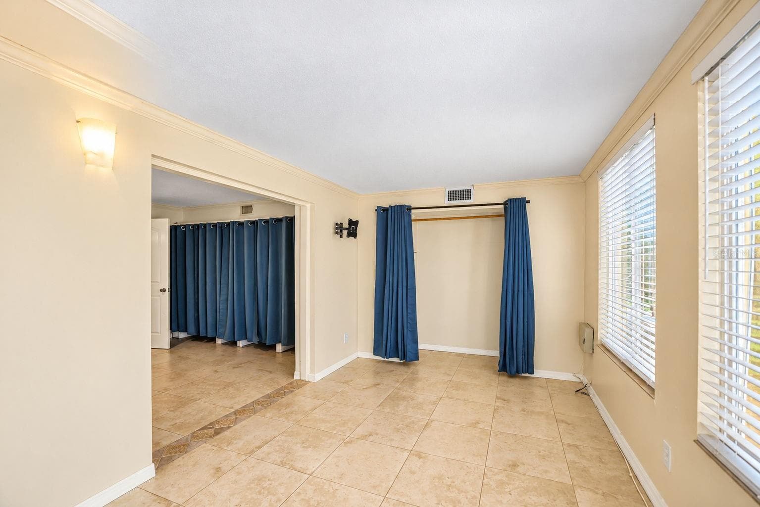 Condominium at 2000 WORLD PARKWAY BLVD #2, CLEARWATER, photo 19 of 36