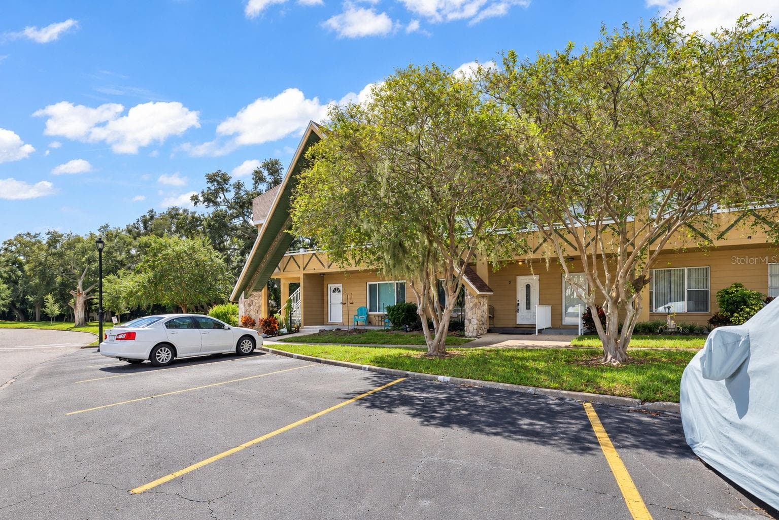 Condominium at 2000 WORLD PARKWAY BLVD #2, CLEARWATER, photo 27 of 36