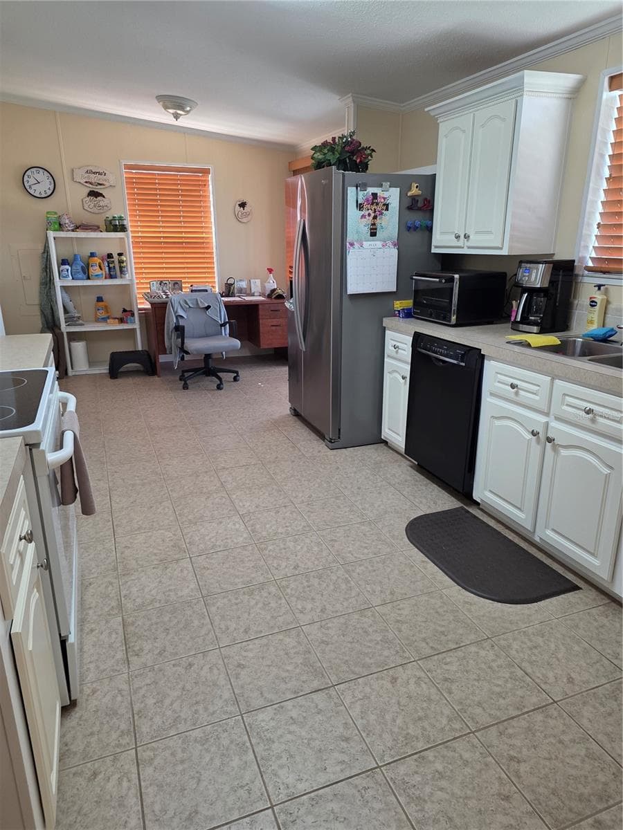 Manufactured Home at 4025 MYRTLE OAK CT #843, ZELLWOOD, photo 7 of 31