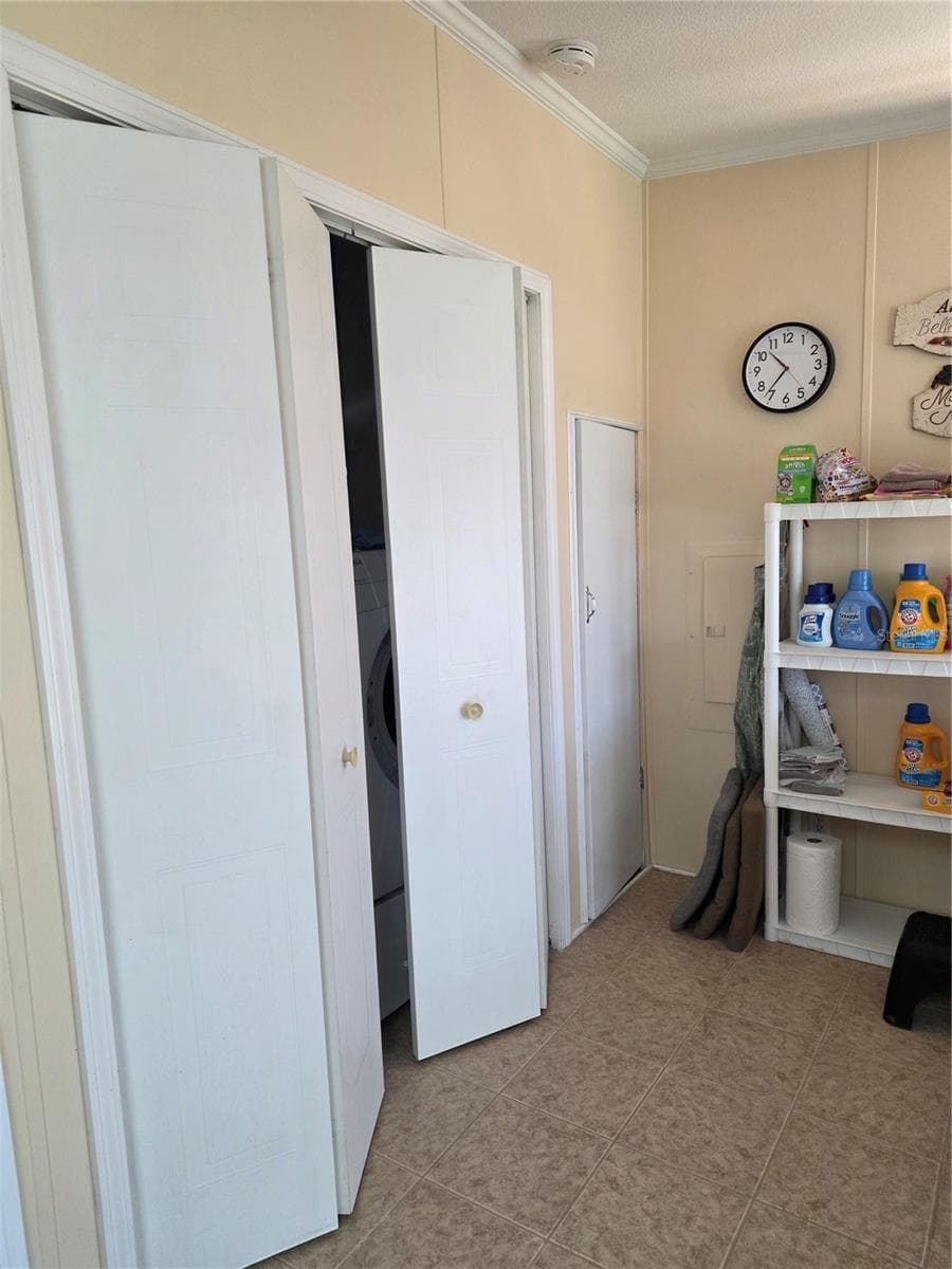 In Kitchen Laundry NEW Washer & Dryer - 4025 MYRTLE OAK CT #843, ZELLWOOD