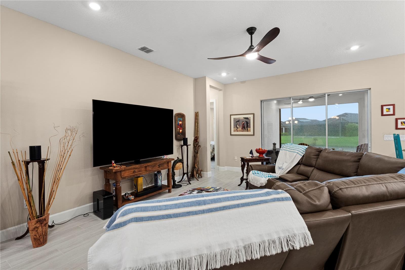 Family Room - 5229 CASERTA CT, PALMETTO