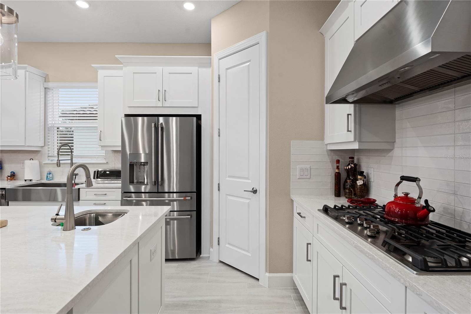Gas Cooktop - 5229 CASERTA CT, PALMETTO