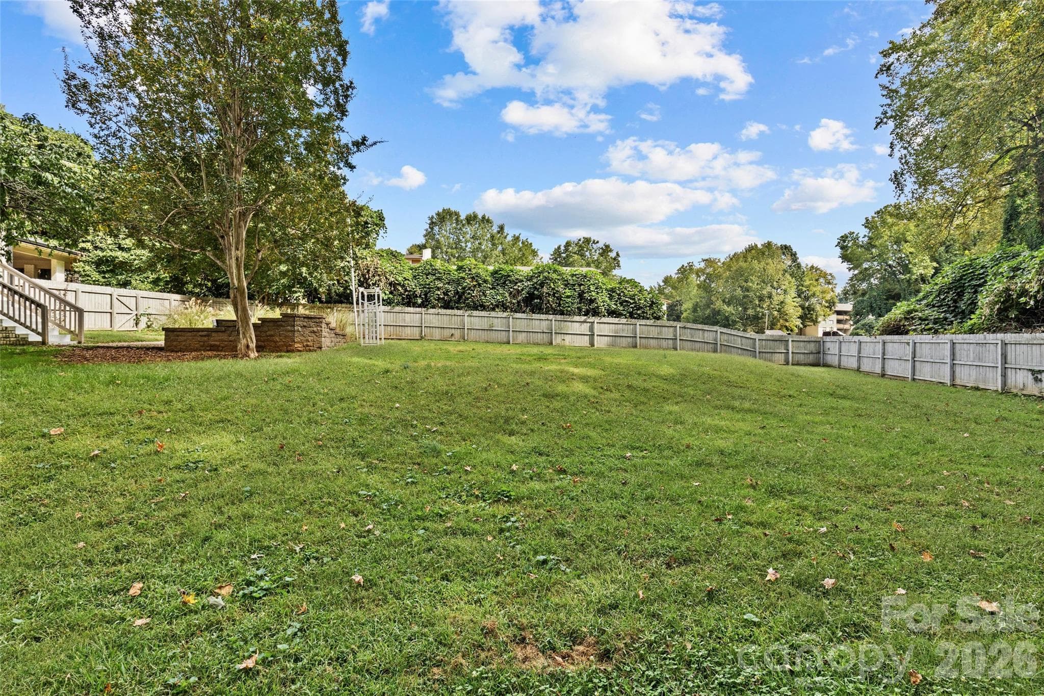 Single Family Residence at 2538 Arnold Drive E, Charlotte, photo 36 of 37