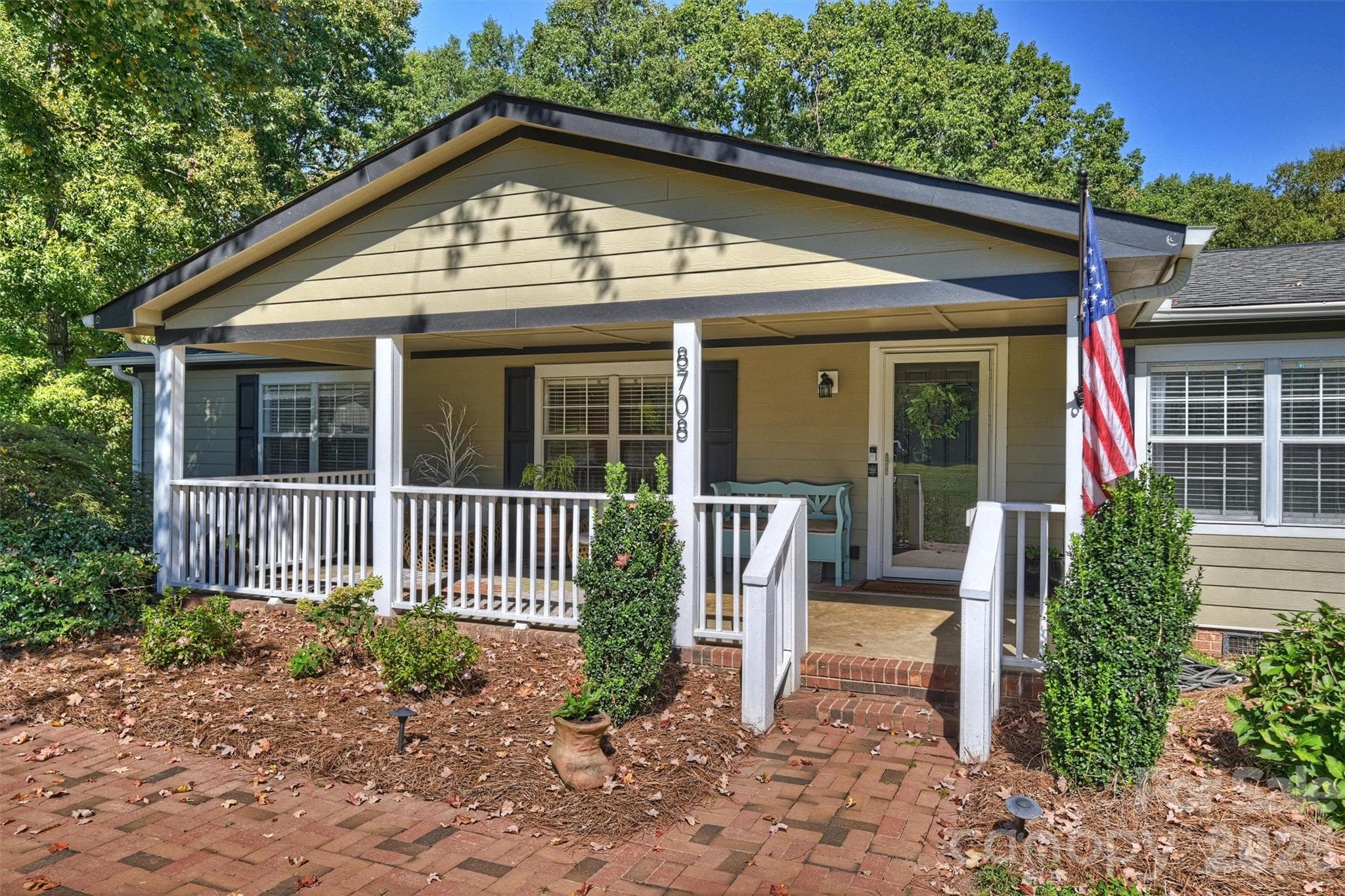 Single Family Residence at 8708 Overcash Road, Concord, photo 3 of 41