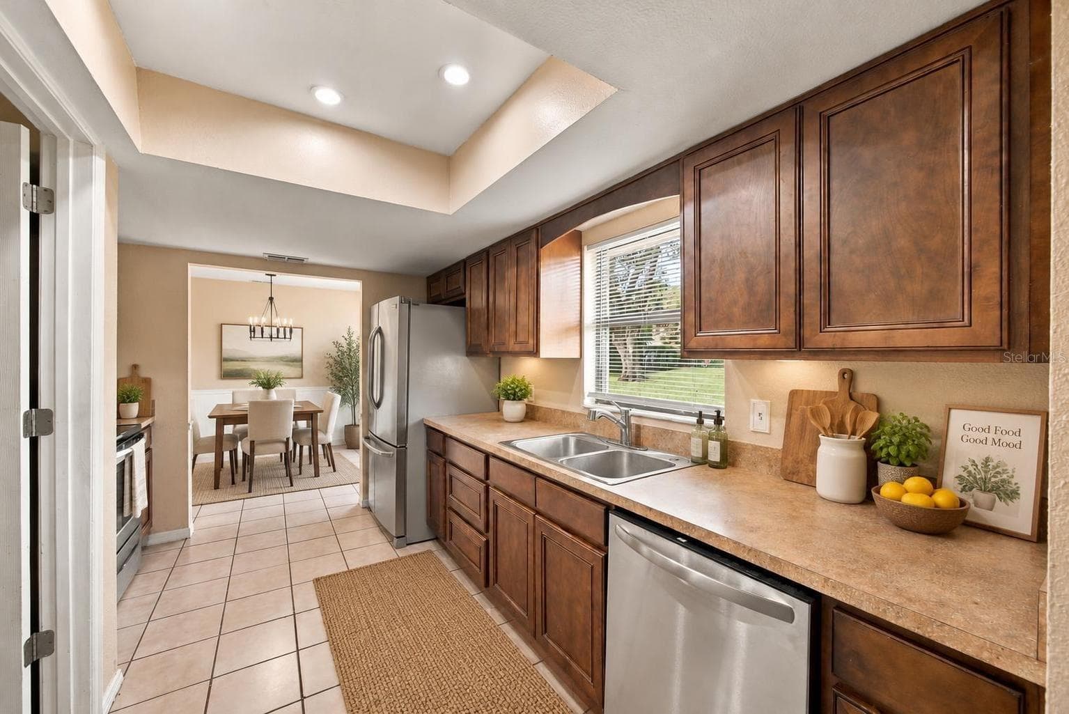 Kitchen area staged - 7021 SHEFFIELD DR, LAKELAND